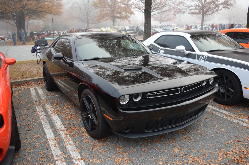 Illustration for article titled I went to Caffeine and Octane this morning and walked around some Challengers ...